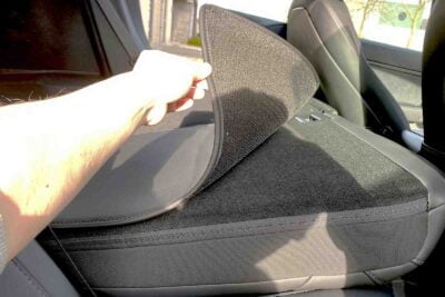 Modèle 3_Tapis de protection des sièges arrière et du coffre (2 pièces)