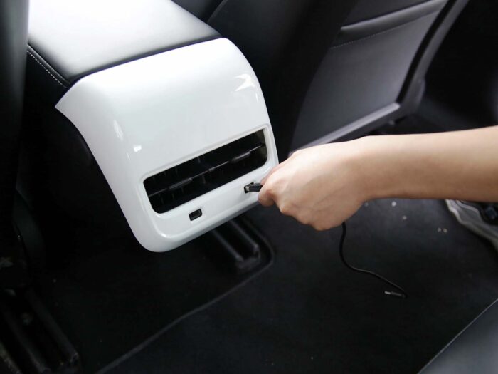 Model 3&Y_Rear Seat AirCo Outlet Trim (ABS + Coating)