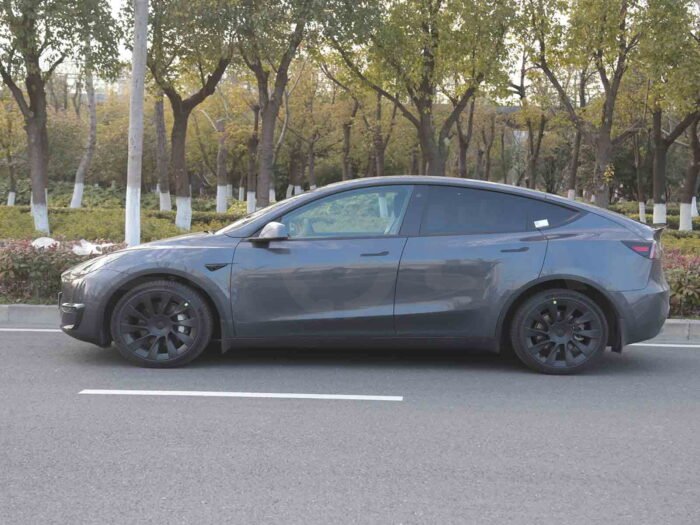 Tesla Model Y_Performance Tail Spoiler (ABS + Coating)