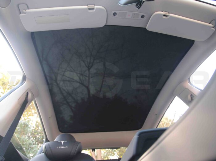 Tesla Model Y_Glass Roof Sunshade