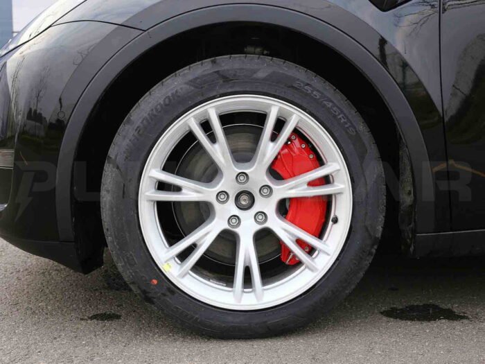 Tesla Model Y_Brake Caliper Cover