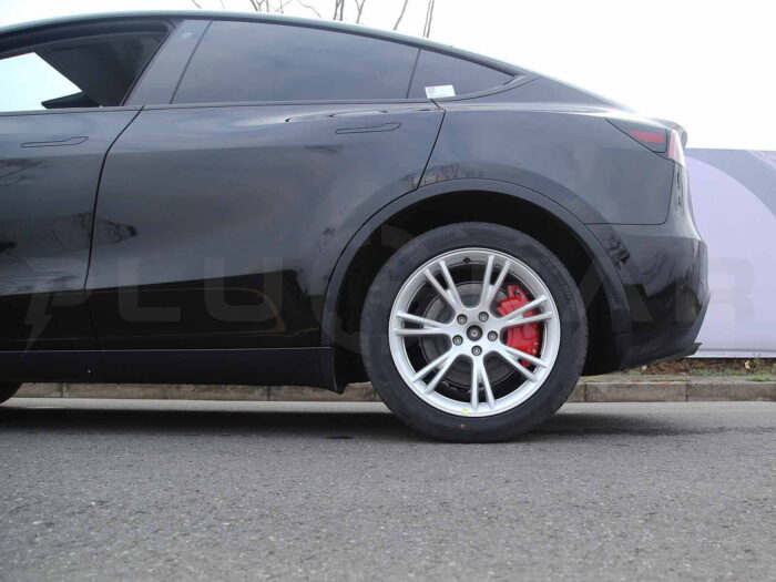 Tesla Model Y: Brake Caliper Cover - Image 7