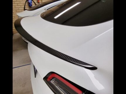 ty231_Tesla Model Y_Performance Tail Spoiler (Genuine Carbon Fiber)