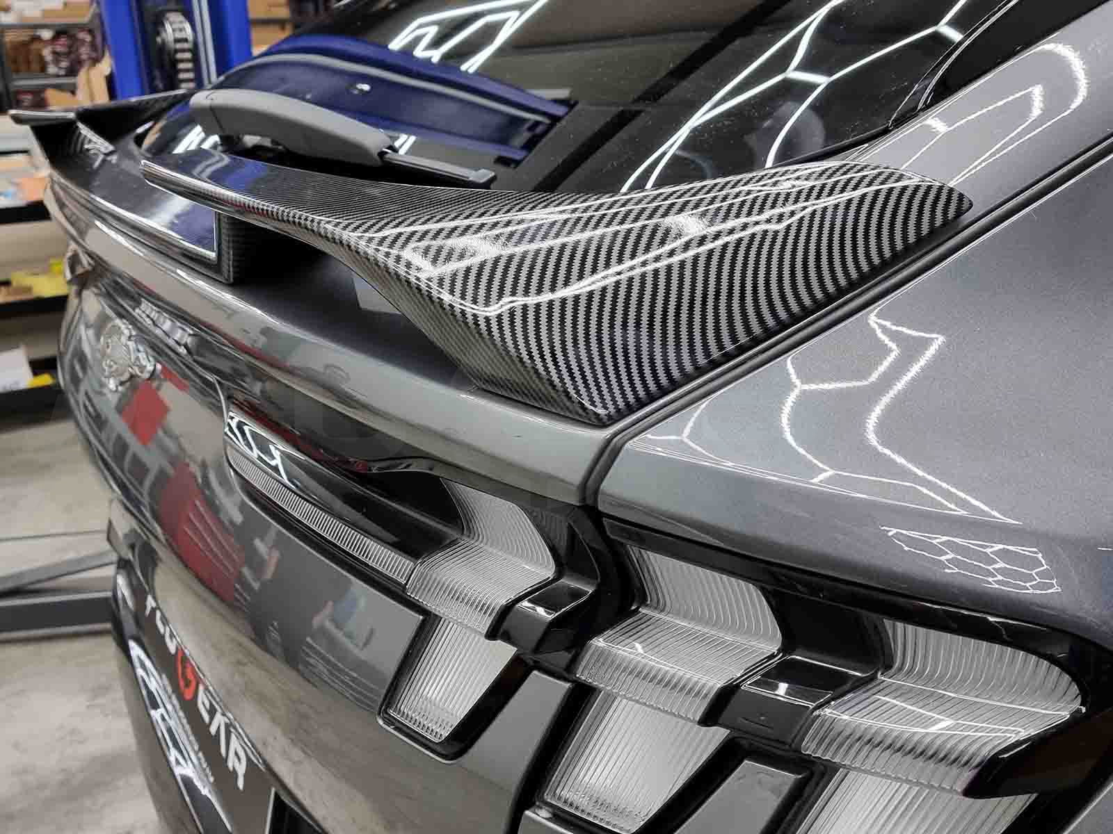 AOSK Aileron arrière pour Mustang Mach E Style performant Compatible avec les accessoires extérieurs Mustang Mach E fibre de carbone 