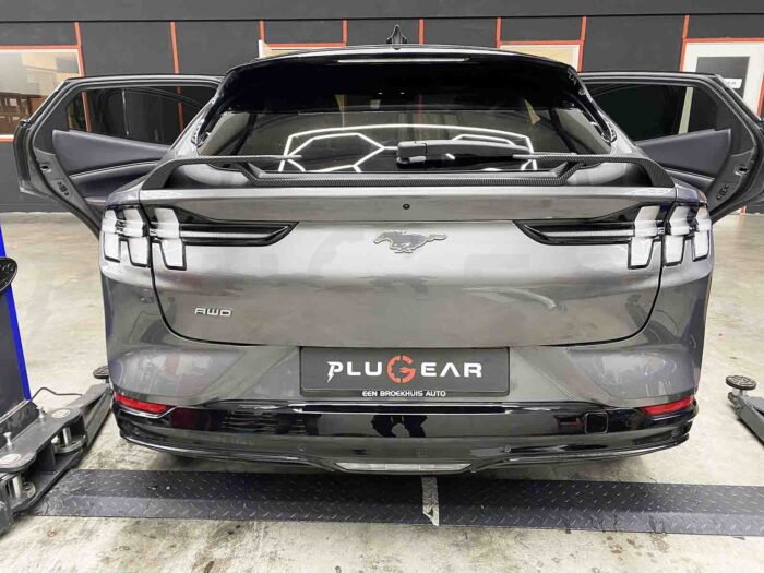 Ford Mustang Mach-e: Tail Spoiler - GT Version (ABS+Coating)