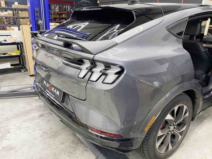 Ford Mustang Mach-e: Tail Spoiler - GT Version (ABS+Coating)