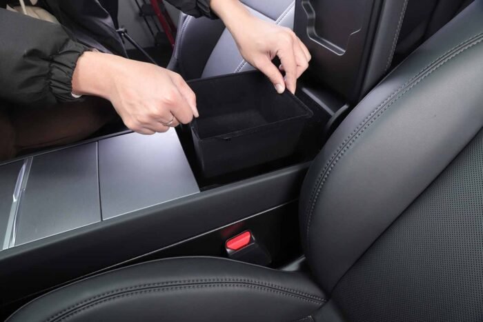 mh357_Tesla Model 3 (2024 Highland)_Armrest Organizer, Rear Center Console Storage Tray