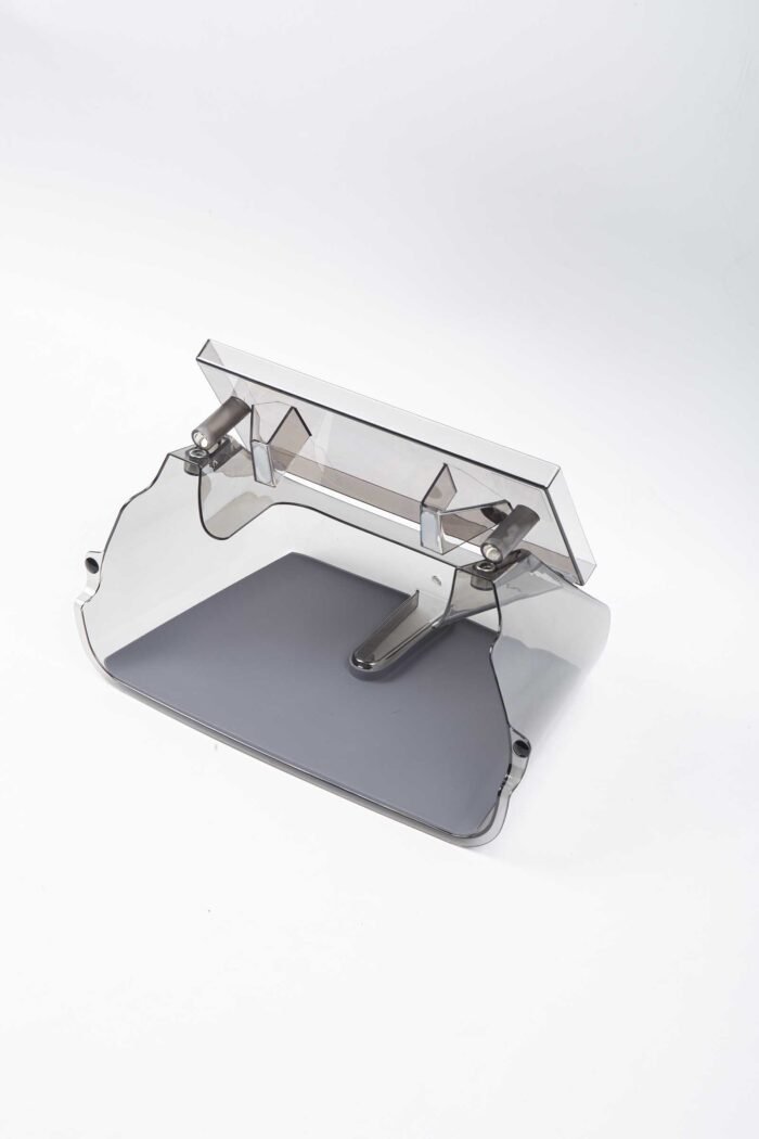 mh363_Tesla Model 3 (2024 Highland)_Behind Screen Organizer & Under Screen Storage Tray6