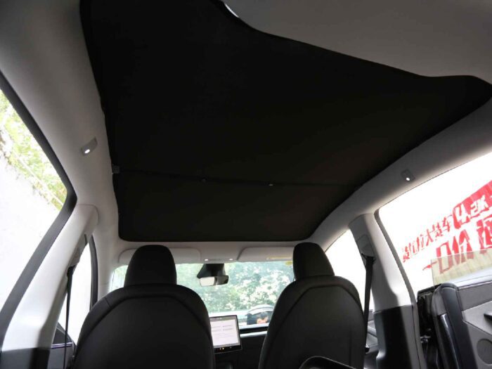 TJ382_Tesla-Model-Y-2025-Juniper-Glass-Roof-Sunshade
