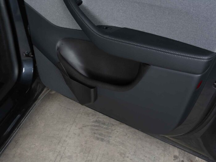 TJ386_Tesla-Model-Y-2025-Juniper-Door-Pocket